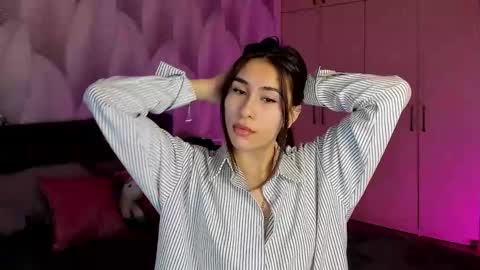 Mika online show from January 29, 2:40 am