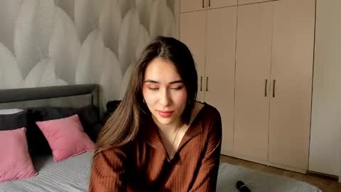 Mika online show from April 15, 2:56 am