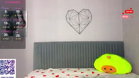 Molly online show from January 16, 11:48 pm