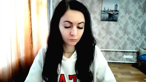 shy_cat_candy online show from October 24, 11:17 am