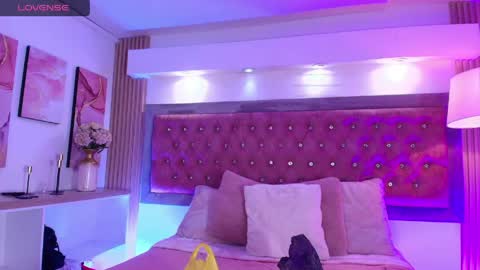 cherry online show from April 16, 12:38 pm