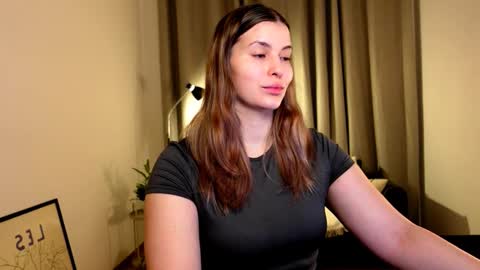 shy_nerd_babyy online show from January 20, 11:35 am