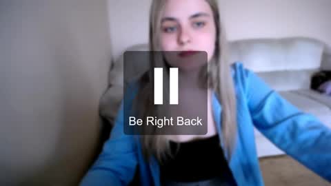 shy_sabrina_ online show from April 25, 1:52 pm