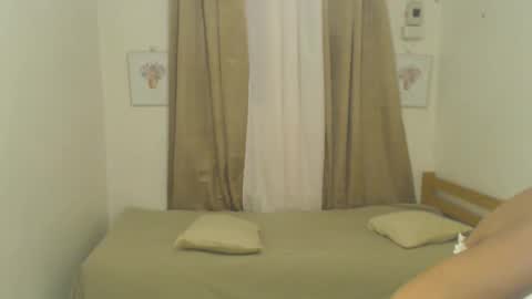 shyn_ann online show from February 18, 5:22 pm