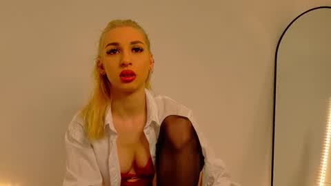 Anastasia online show from December 5, 6:35 am