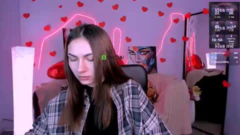 silicia online show from February 13, 1:35 pm