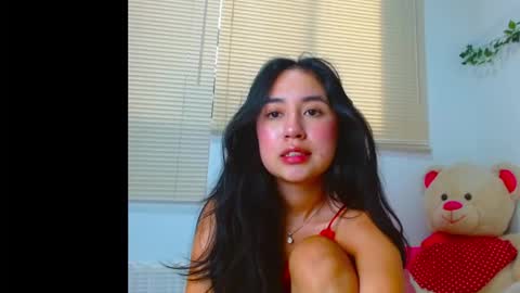 Amber online show from February 25, 3:10 pm