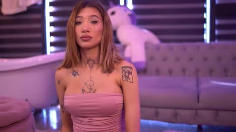 Sienna online show from September 20, 7:28 am