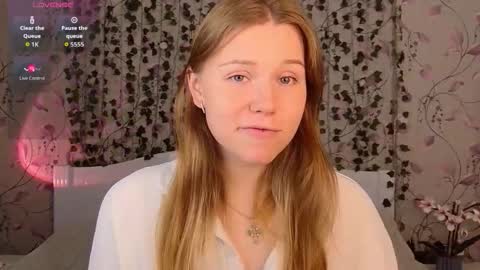 Chloe online show from September 13, 7:16 am