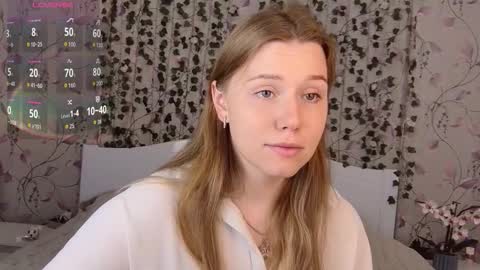 Chloe online show from October 10, 5:56 am