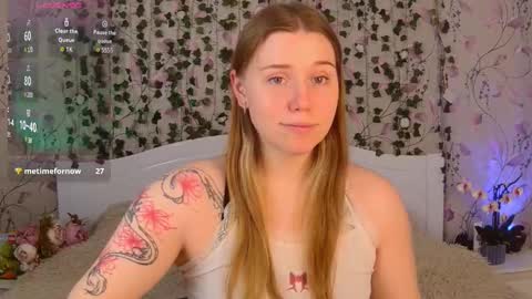 Chloe online show from March 1, 4:54 pm