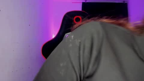 silvia online show from December 22, 9:01 am