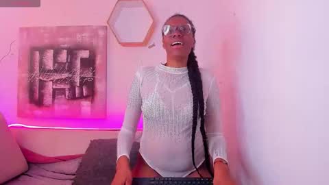 simona_brooke online show from November 19, 8:42 pm