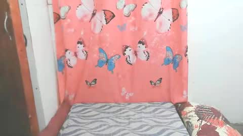 marisweet online show from December 16, 7:04 am