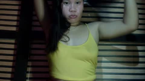 simply_y0urs online show from December 7, 2:13 pm