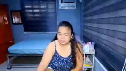 sinfullwife6969 online show from August 5, 7:37 am