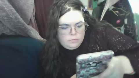 Siofra online show from March 4, 7:51 am