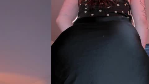 Siouxsie online show from May 22, 11:08 am