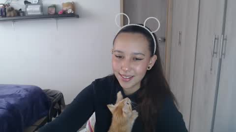 Alice online show from December 28, 7:22 pm