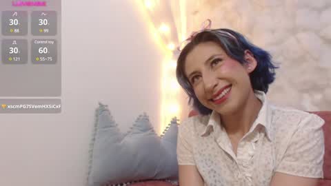 Skarlet  online show from December 11, 3:35 am