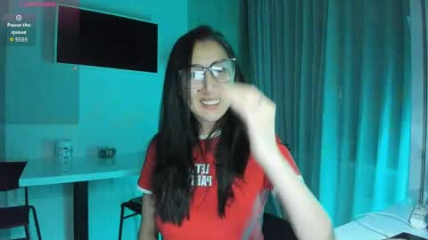 skarlett online show from May 5, 10:35 pm