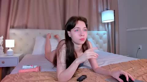 Emily online show from September 13, 1:24 am