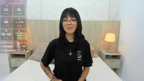 Emily Rojas online show from October 5, 3:33 am