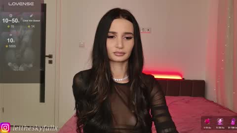 Eliza online show from February 6, 11:19 pm