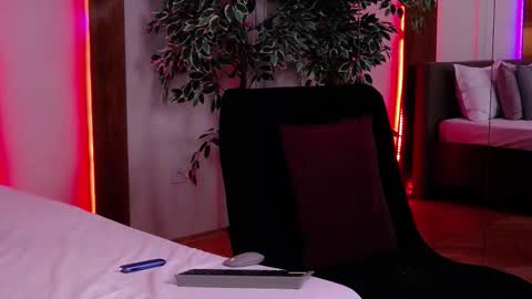 SkylarSpark online show from January 9, 11:53 pm