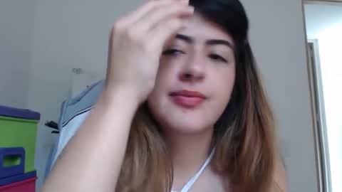 Skyler online show from February 28, 5:37 pm