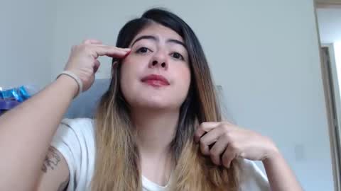 Skyler online show from February 16, 6:32 pm