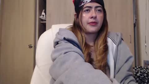 Skyler online show from February 20, 3:23 am