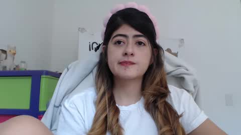 Skyler online show from March 10, 6:01 pm