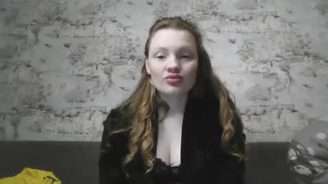 Skyler online show from February 23, 2:14 am