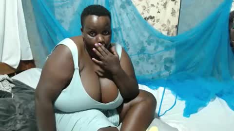 sheliah online show from February 23, 2:27 pm