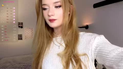 Aurora online show from March 3, 6:42 pm