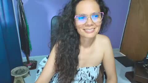 SlaveFuck online show from June 2, 8:32 pm