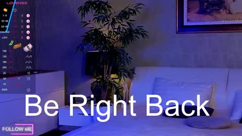 Lily online show from November 4, 11:37 am