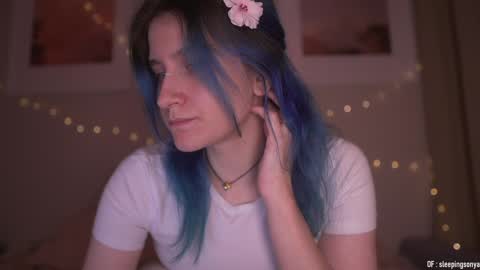 Sonya online show from December 21, 9:15 pm