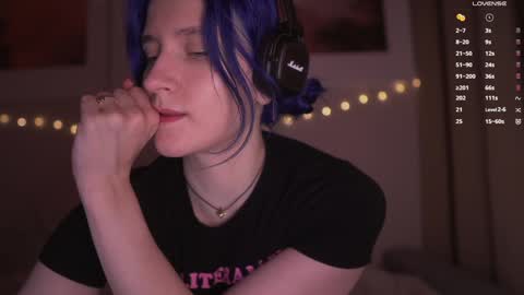 Sonya online show from January 2, 8:02 pm