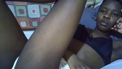 slender_queen online show from March 5, 8:54 am