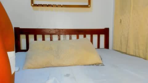 Sexyslutt online show from March 25, 5:05 pm