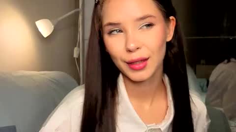 Lily online show from September 13, 2:47 pm