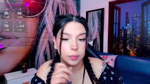 Mariana Torres online show from March 1, 1:07 pm