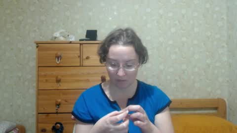 smart_rose online show from April 8, 7:38 pm