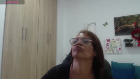 Smileth online show from March 1, 3:12 pm