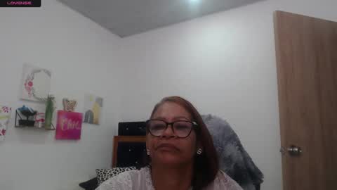 Smileth online show from September 12, 6:37 pm