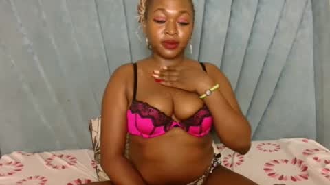 smiley_berry online show from January 6, 12:25 am