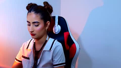 S A L O M M E online show from November 10, 3:12 am