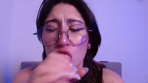 IG     OF red moonn online show from December 28, 11:52 am